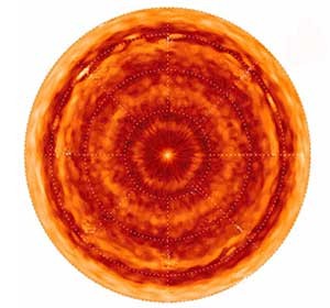 Encuentran una zona caliente en el Polo Norte de Saturno con forma de hexágono