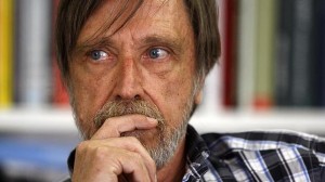 Álvaro de Rújula: «El verdadero descubrimiento sería no encontrar el bosón de Higgs»