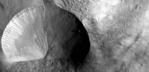 Sonda de la Nasa captura nuevas imágenes de asteroide Vesta