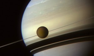 Estudiante descubre como ver la hora en Saturno