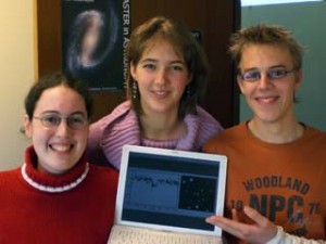 Estudiantes hallan planeta extrasolar