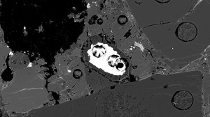 El Ópalo que cayó del Cielo...