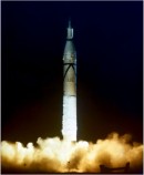 Irán anunció que lanzó su primer satélite